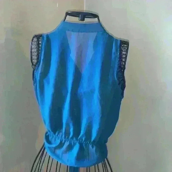 Women’s Blouse sizeM - Picture 3 of 5